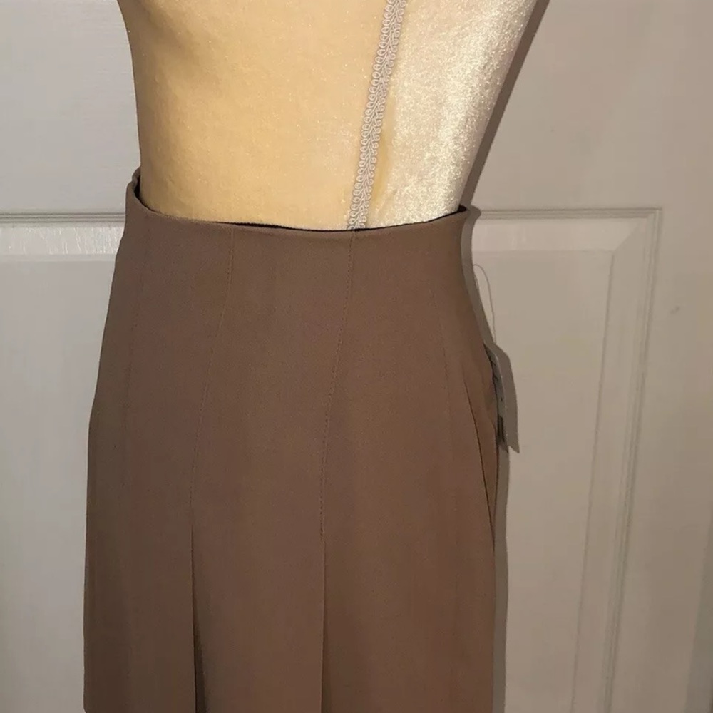 $5 Forever 21 skirt new with tags size small. $5 if bundled - Picture 5 of 11